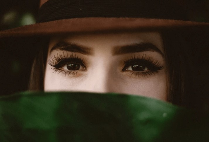 Here’s How to Develop Longer Eyelashes Naturally