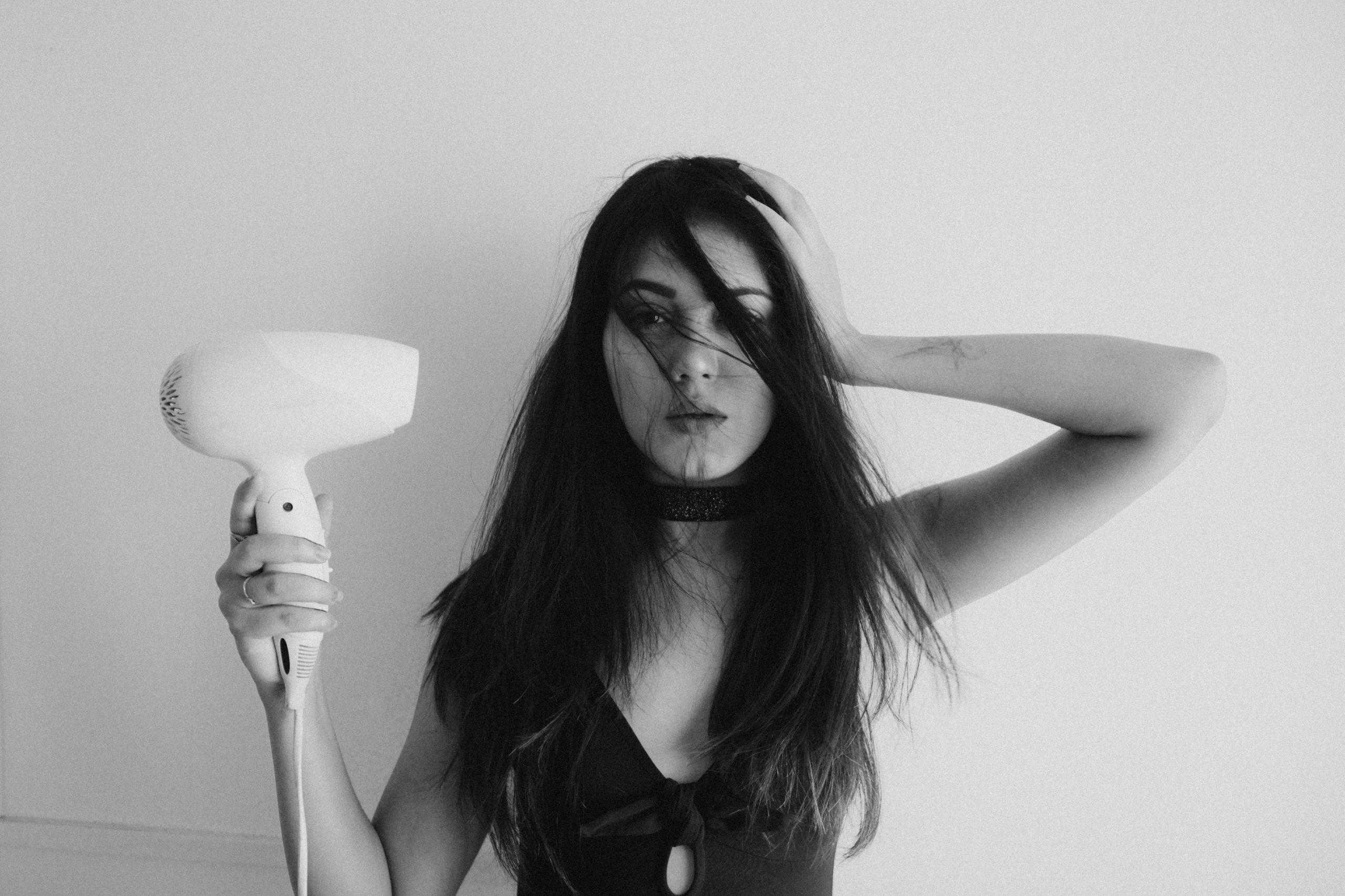 Why You Should Get A Cordless Blow Dryer?