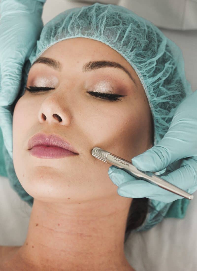 What-Is-A-HydraFacial-And-What-Advantages-Does-It-Offer
