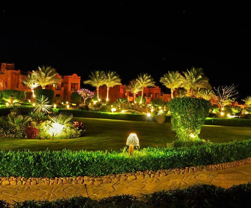 Helpful Tips When Hiring Landscape Lighting Services