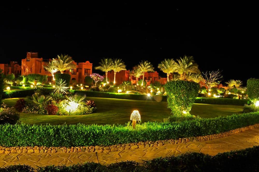 Helpful Tips When Hiring Landscape Lighting Services