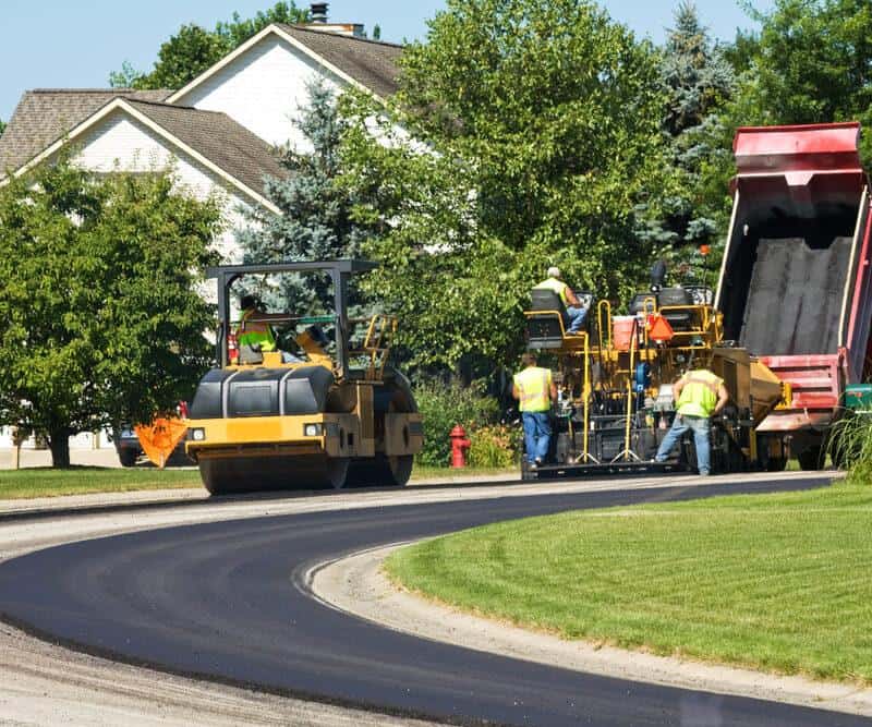Revamp Your Curb Appeal With Asphalt Driveway Resurfacing