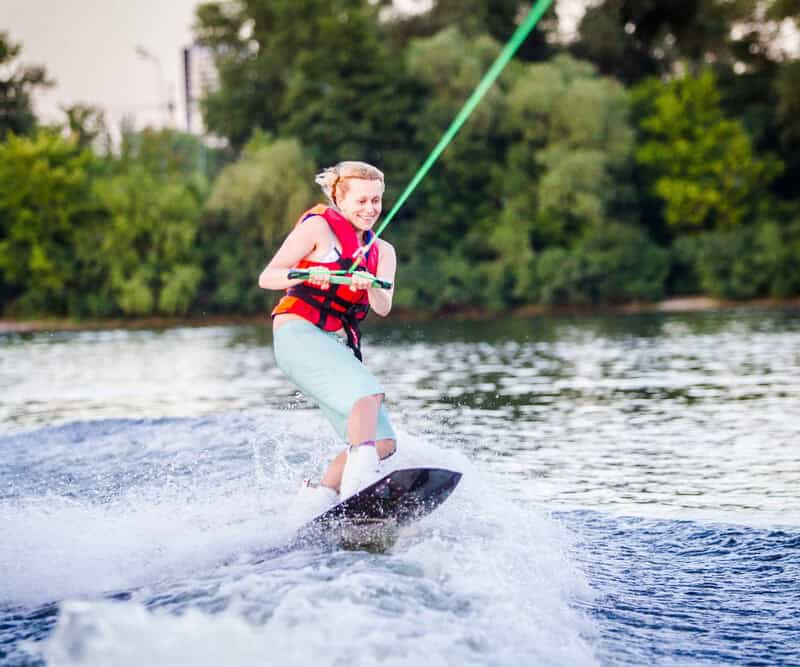 Choosing The Perfect Season For Lake Adventures Ideal Times For Water Sports