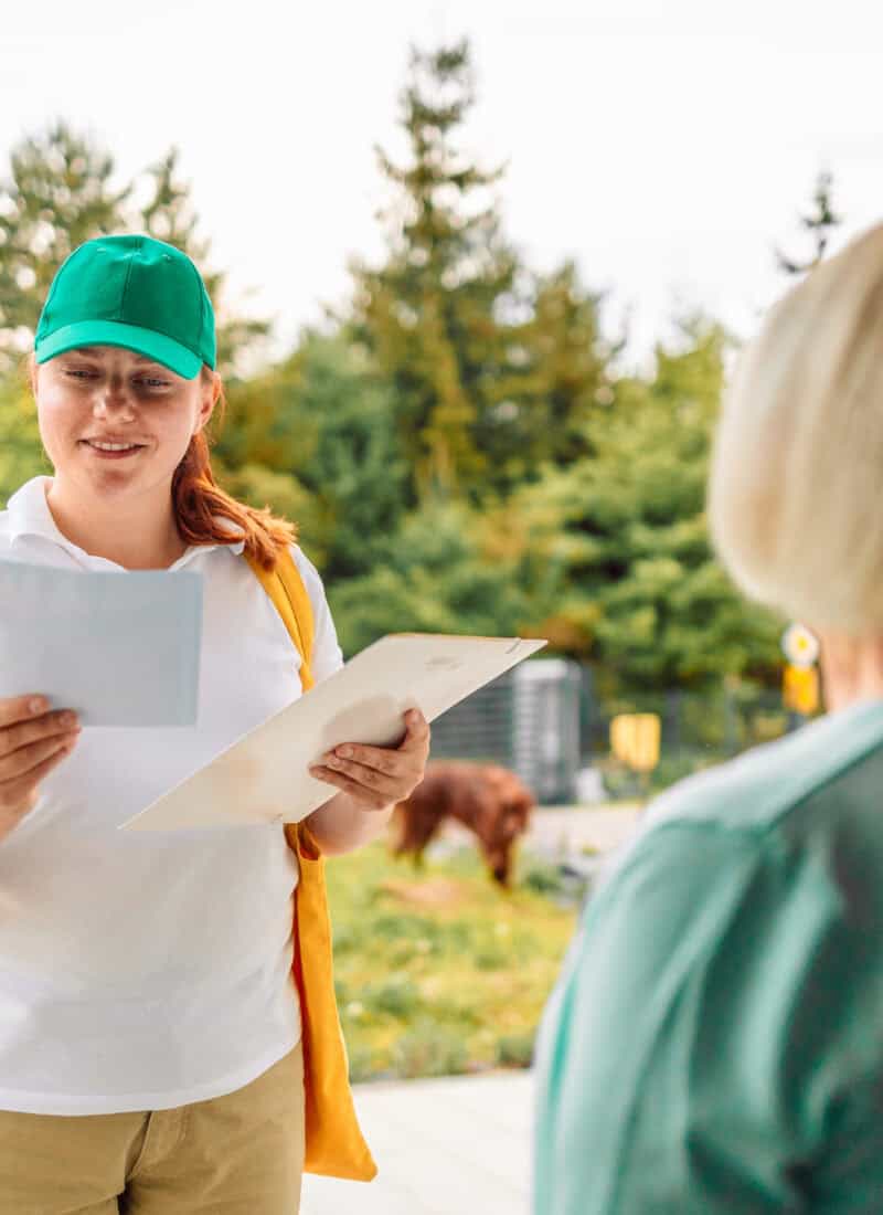 Don't Miss Aunt Mildred's Card! How to Change Your Address with USPS