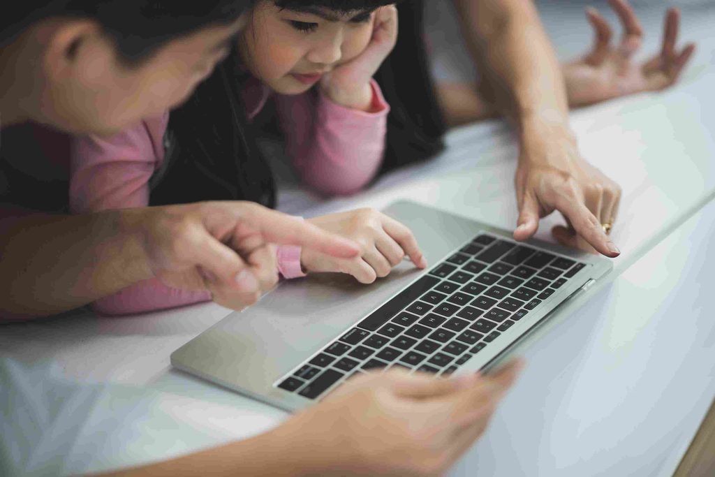 trustworthy parenting advice illustrated through a practical checklist